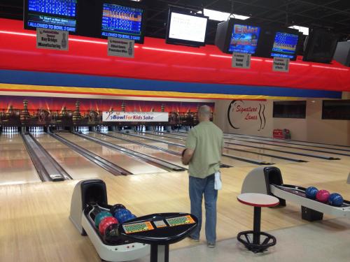 Staff participate in community fundraising - Bowl for Kids Sake